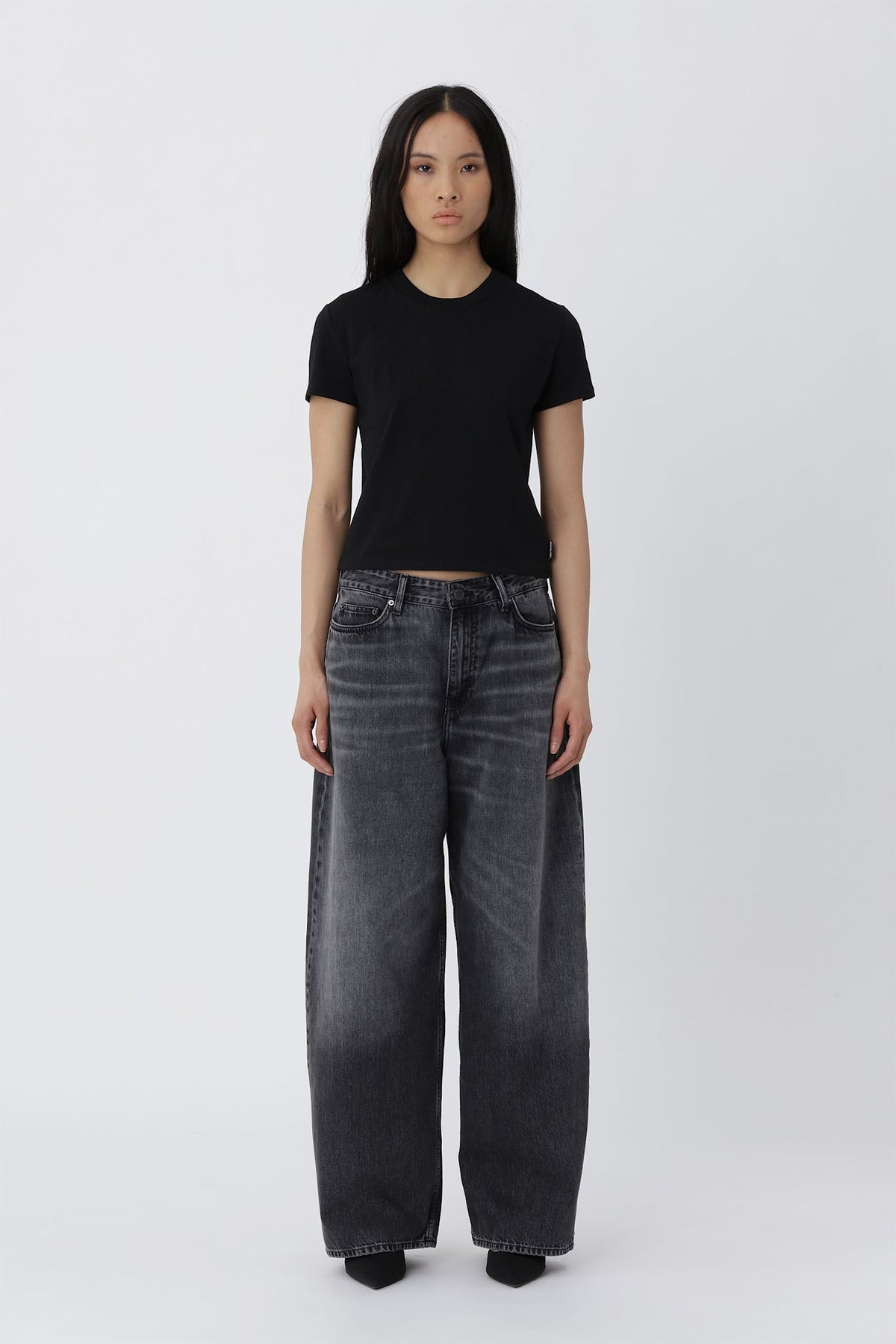 Vera T-Shirt - Won Hundred Online Store
