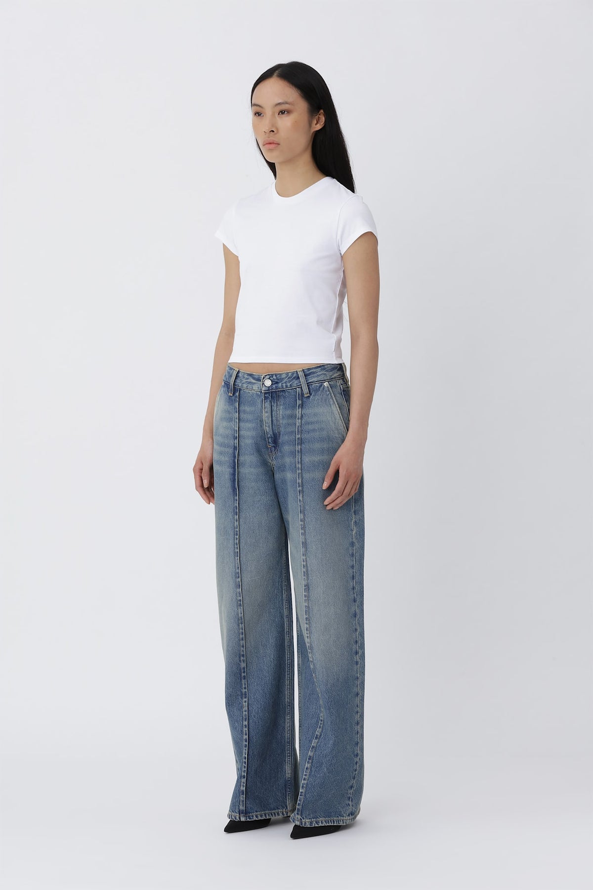 Lera T-Shirt - Won Hundred Online Store